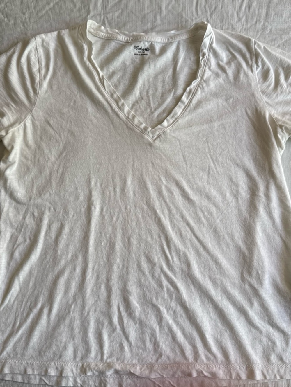 Madewell t-shirt bundle - Blush, Plum, Mauve, Sage, White - Picture 11 of 11